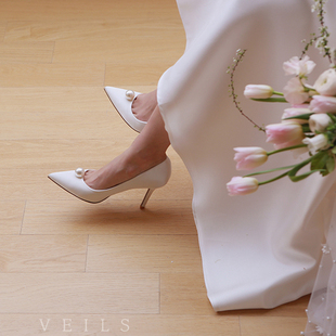 2021年原创简约白色缎面高跟婚鞋新娘，结婚设计感细跟软底单鞋