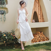 波西米亚长裙女夏季2023海报度假吊带裙沙滩裙超仙白色连衣裙