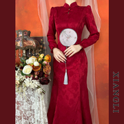巷里复古改良旗袍红色连衣裙，秋季长袖显瘦气质，订婚敬酒礼服鱼尾裙