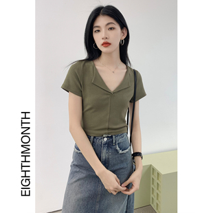 八月 军绿色翻领显瘦短袖T恤女2023夏韩版修身v领纯色小众上衣