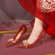 尖头婚鞋新娘鞋女2023年春季红色细跟高跟鞋秀禾珠花伴娘鞋女