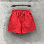 欧洲站女装牛仔短裤春夏，休闲松紧腰，个性大红色宽松阔腿裤热裤
