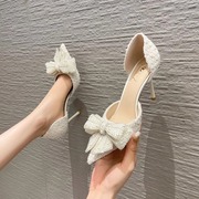 蝴蝶结中空凉鞋2024春夏珍珠，小香风白色，高跟鞋女细跟尖头单鞋