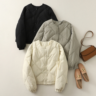 圆领羽绒棉外套轻薄短款纯色，菱形格保暖宽松休闲冬季外套面包服