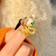 金店同款灵蛇戒指镶钻绿眼，蛇戒指时尚个性高级感几何型食指戒