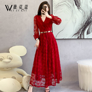红色连衣裙2024春夏季女装，长款气质高级感独特超好看蕾丝裙子