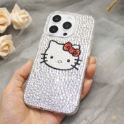 适用于iPhone15pro max苹果14plus手机壳HelloKitty凯特猫女12水钻kt手工定制diy贴钻保护套13全包边满闪钻石