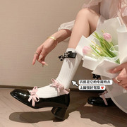 日系甜美粉色蝴蝶结粗跟玛丽鞋女浅口单鞋夏法式复古中跟单鞋