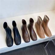 东大门瘦瘦靴女鞋子2023年韩国复古棕色软皮巨好穿短靴马丁靴