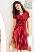 日系红色波点连衣裙女夏高端大牌设计感小众法式海边度假衬衫长裙