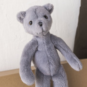 原创设计dabron灰色泰迪熊熊公仔毕业伴手礼儿童小礼物毛绒玩具