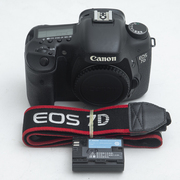 canon佳能eos7d单机身(单机身)高级专业数码单反相机，aps画幅95新no.7705