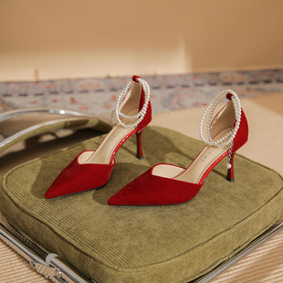 红色高跟鞋女细跟2024年春季尖头婚鞋珍珠绑带日常单鞋