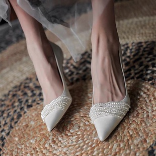 白色高跟鞋主婚纱鞋串珠尖头高跟鞋女细跟单鞋浅口气质新娘婚鞋
