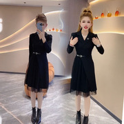 2023年秋季连衣裙韩版西装领显瘦中长款设计感拼接百褶沙裙女