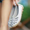 2021夏季透气镂空平底豆豆鞋女大码单鞋，平跟妈妈鞋白色护士鞋