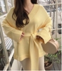 韩国秋装洋气时尚，显白浅黄色v领宽松系带，毛衣5098
