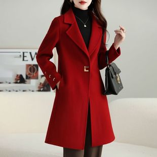 红色毛呢外套，中长款2023秋冬赫本风，修身小个子西装领大衣