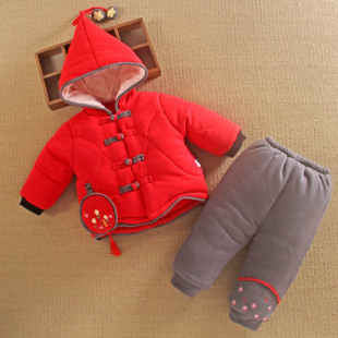0一1岁女宝宝秋冬装洋气过年加厚棉衣袄分体款新年婴儿服外套装季