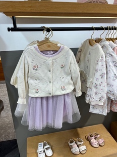 韩国童装24春夏款女童宝洋气，镂空刺绣提花，百搭针织线衣开衫外套