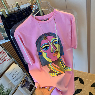 粉色短袖t恤女夏季2023年中长版宽松小众T恤超火上衣设计感