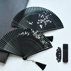 中国风黑色全竹雕刻镂空扇子日式全纯黑色扇雕花折扇子男女工艺扇