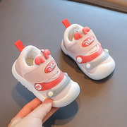 女宝宝学步鞋，春季软底防滑毛毛虫网面单鞋，1-2岁3婴幼儿鞋子男