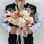 韩式新娘手捧花欧式婚纱照，拍摄伴娘手，捧花结婚婚礼白色手拿花束