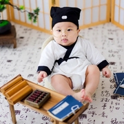 新生儿摄影中式书生帽子复古装汉服儿童拍照古风道具小方桌满月照