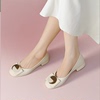 卓诗尼商场，同款一脚蹬2023年秋款白色单鞋女款