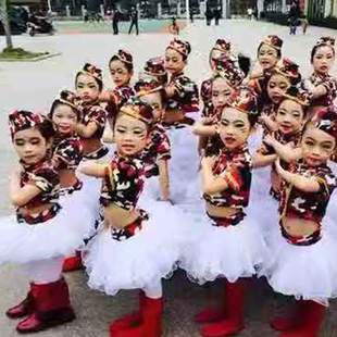 儿童兵娃娃演出服少儿军装套装，男女童迷彩裙小女兵舞蹈服表演服装