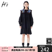 HS奥莱2022冬季女装商场同款黑色艺趣绣花娃娃领荷叶边连衣裙