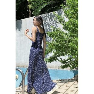 藏蓝色复古碎花背心连衣裙2023高个子(高个子)加长韩版修身显瘦中长裙法式