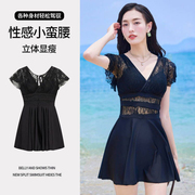 泳衣女2025新款微胖女孩遮肉保守连体温泉高级感大码性感蕾丝显瘦