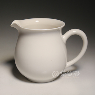 台湾茶具三希堂牙白公道(白公道，)杯陶瓷，r80茶海陶瓷功夫茶道茶盅杯精致