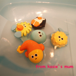 美国Sassy婴儿洗澡漂浮玩具套装宝宝喷水益智玩具儿童戏水5件套