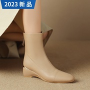 真皮坡跟短靴子加绒妈妈鞋2023秋冬季牛皮高跟橡胶软底马丁靴