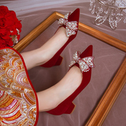 婚鞋新娘鞋法式2023年春季粗跟秀禾婚纱，两穿红色高跟鞋女结婚