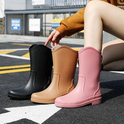 时尚雨靴女款中筒厚底防滑防水外穿透气高档可爱平跟韩版四季
