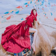 旅游拍照红色连衣裙复古民族，风云南泰国西藏度假裙，敦煌沙漠长裙子