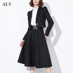 aui黑色御姐气质西装套装，女2024秋季长袖短外套半身裙两件套