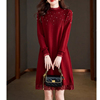 秋冬蕾丝毛衣裙(毛衣裙)时尚，宽松半高领内搭中裙，新年红色氛围感针织连衣裙