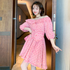 MIUCO法式度假风粉色波浪条纹松紧一字肩收腰连衣裙
