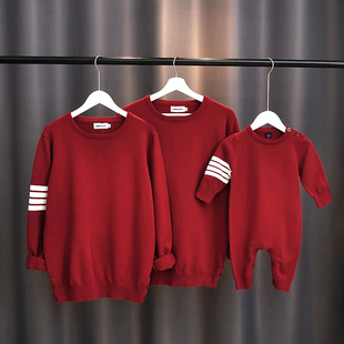 亲子装一家三口四口婴儿连体爬服秋冬家庭装新年款红色针织衫毛衣