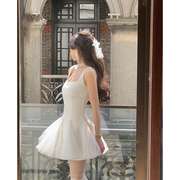 法式白色背心露背连衣裙女夏季网纱拼接蓬蓬仙女高级感长裙子