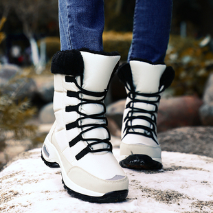 冬季雪地靴女中筒保暖加绒加厚女靴子，防水防滑东北户外滑雪棉靴