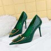 韩版石头纹亮面绿色单鞋女气质百搭性感尖头高跟鞋细跟OL职场鞋子