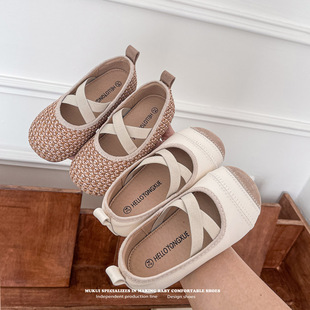 韩版女童芭蕾鞋圆头宝宝公主鞋，软底镂空编织鞋儿童奶奶鞋豆豆单鞋