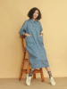 姜欢设计日本进口纯棉，蓝碎花大兜衬衫，领文艺范儿宽松连衣裙