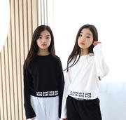 女童黑白色字母短款t恤韩国南大门童装，24春新中大童上衣188